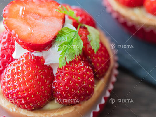 イチゴのタルトアップ画像