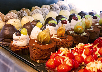 ショーケースのケーキ